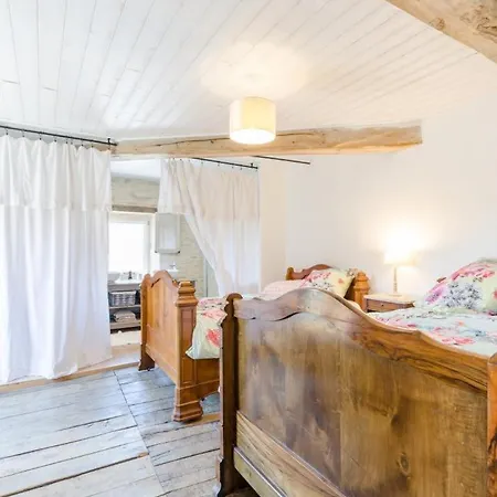 Les Loulous Ferienhaus